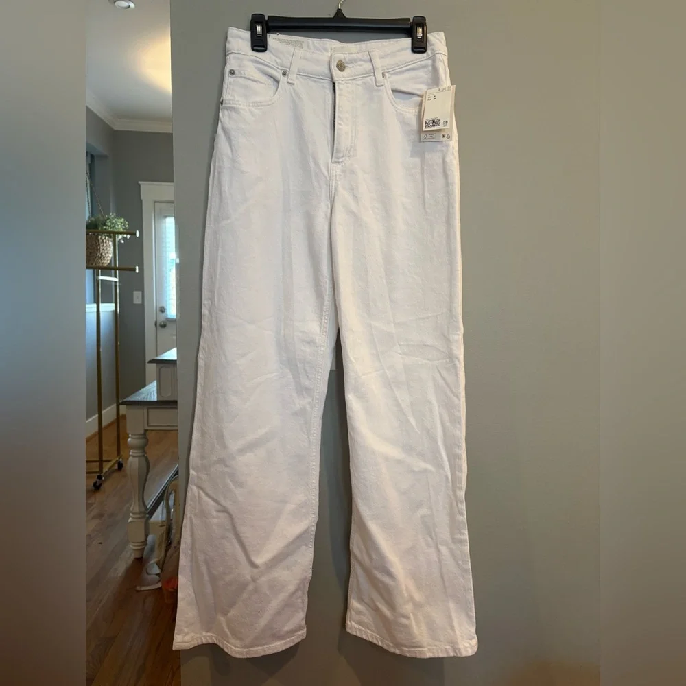 Women's White H&M Jeans - Picture 1 of 3
